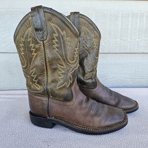 Old West Brown Leather Square Toe Western Cowboy Boot Youth SZ 1.5 Embroidered